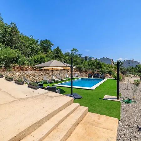 Lejlighed San Dramalj